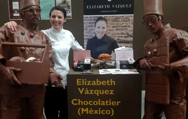 Elizabeth Vázquez, chef repostera de la Gran Cena de Chocolate en Madrid