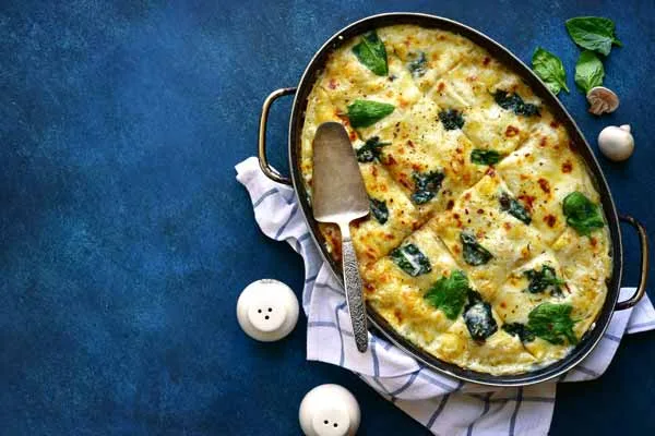 El chef Aquiles Chávez comparte receta de lasagna a la mexicana