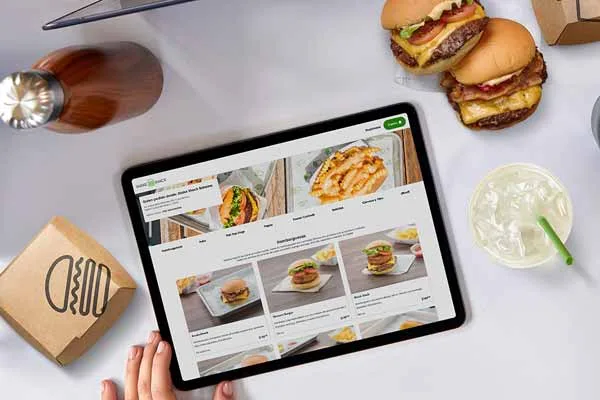 Shake Shack lanza plataforma de web ordering para pedir en línea