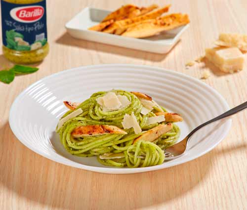 Spaghetti pesto pollo
