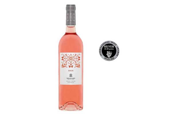 El mes del amor es rosado con vinos de Vinícola Tres Raíces
