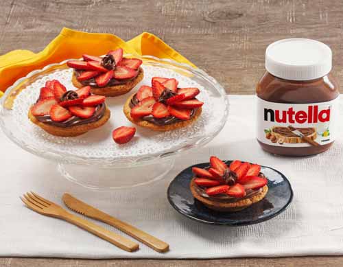 Celebra el World Nutella Day con estas deliciosas recetas 4 Mini tartas Nutella y fresa