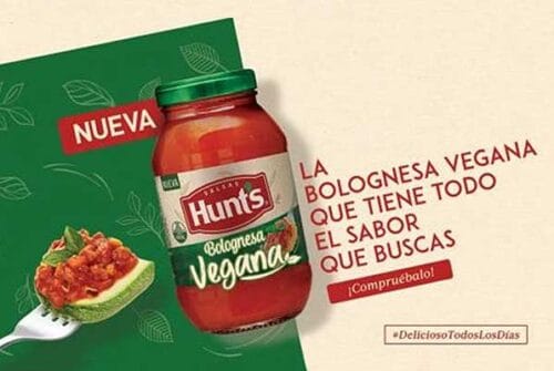 Cocina pasta a la bolognesa con todo su sabor pero vegana