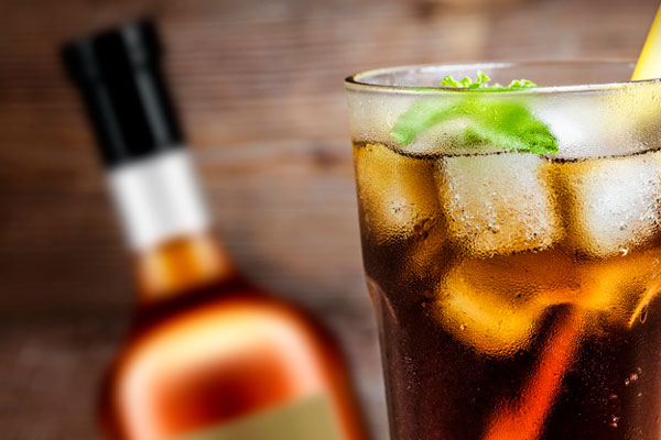 Evita consumir bebidas adulteradas siguiendo estos consejos 1 Evita consumir bebidas adulteradas siguiendo estos consejos