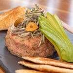 Tártara de filete con gulas