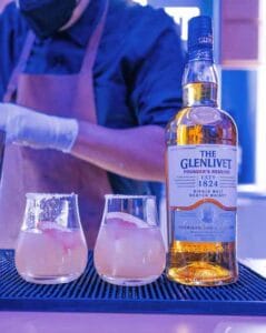 cócteles con whisky