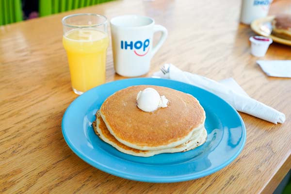 IHOP celebra el National Pancake Day en apoyo a AMANC 1 IHOP celebra el National Pancake Day en apoyo a AMANC