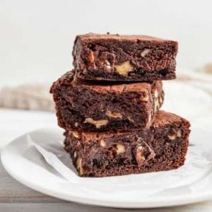 Mezcal maridado con brownies de chocolate 