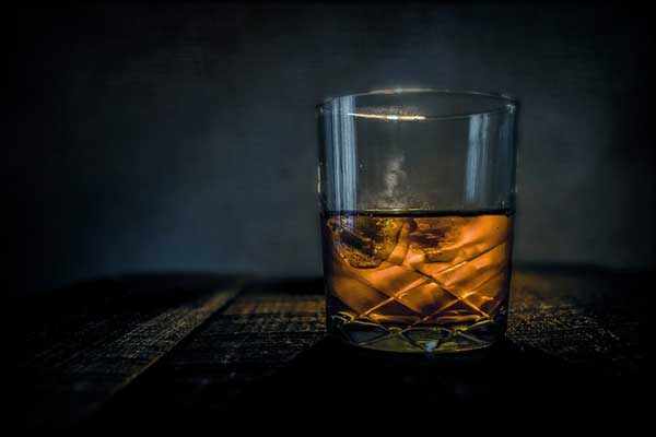 ¿Cómo se bebe el whisky suave irlandés?