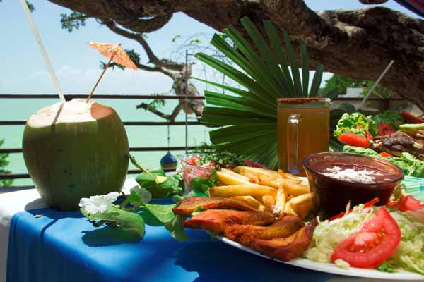 Gastronomía de Acapulco: 5 platillos y bebidas que tienes que probar