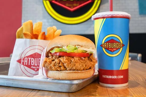 Fatburger llega a México para ofrecer sus hamburguesas gourmet caseras