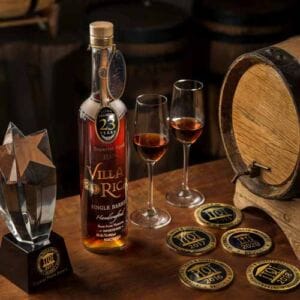 Ron Villa Rica 23 años Edición Oro con premios