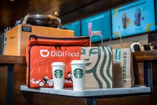 DiDi Food celebra el 20 aniversario de Starbucks facilitando su entrega