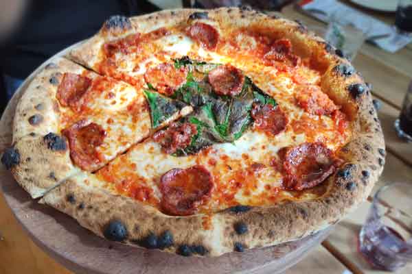 Pizza Grata celebra su 1º aniversario con menús especiales 1 Pizza Grata celebra su 1º aniversario con menús especiales