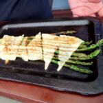 Espárragos con queso