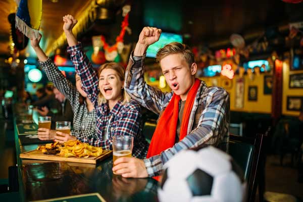 Restaurantes están listos para atender a los aficionados al Mundial 1 Restaurantes están listos para atender a los aficionados al Mundial