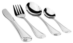 detalle del Juego de cubiertos Magefesa