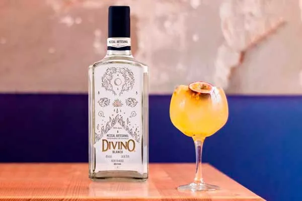 Inicia este año con la frescura de un cóctel con Mezcal Divino