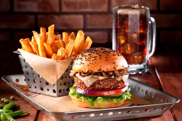 Chili’s incluye en su menú nueva hamburguesa plant-based en alianza con NotCo 1 Chili’s incluye en su menú nueva hamburguesa plant-based en alianza con NotCo
