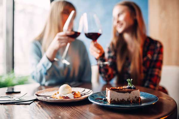 ¿Cómo maridar vinos con postres? Conoce la clave para la combinación ideal 1 ¿Cómo maridar vinos con postres? Conoce la clave para la combinación ideal