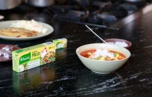 platillos sazonados con cubos de pollo Knorr