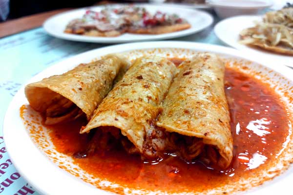Una aventura gastronómica en El Yuka, los sabores de la comida yucateca en la Zona Rosa 1 Una aventura gastronómica en El Yuka, los sabores de la comida yucateca en la Zona Rosa