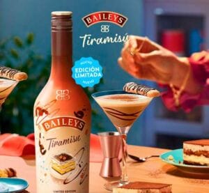 cóctel con Baileys Tiramisú