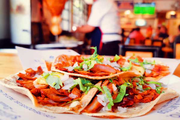 El Tizoncito cumple 58 años de consentir a sus comensales con el taco al pastor 1 El Tizoncito cumple 58 años de consentir a sus comensales con el taco al pastor