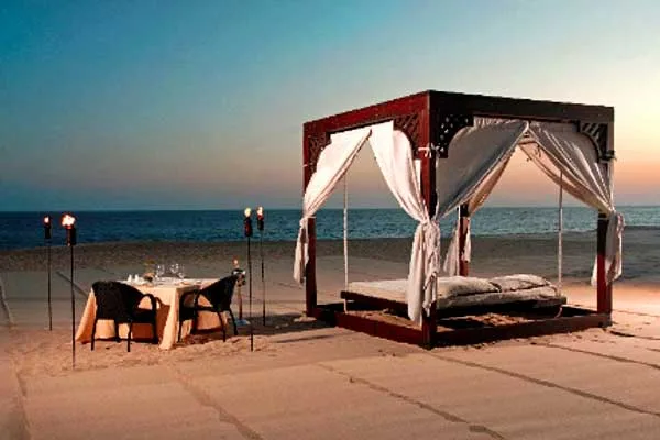 En el mes del amor escápate a Los Cabos, al mejor hotel para adultos