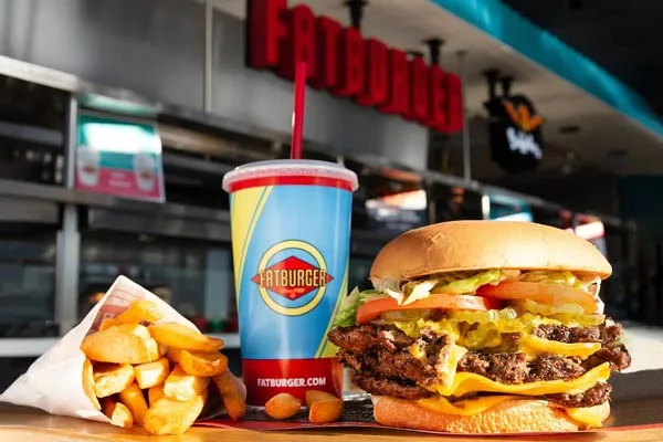 Fatburger abre nueva sucursal en Encuentro Oceanía