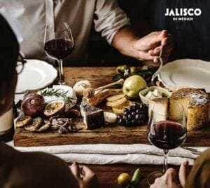 El festival VinArt Ajijic, un viaje sensorial a través del vino en Jalisco 3 Maridaje vino VinArt Ajijic 2024