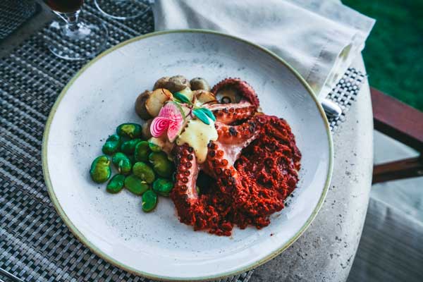 Una experiencia sensorial en una cena a 4 manos en El Santuario