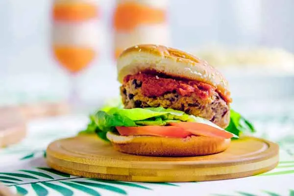 CookingPal invita a celebrar el Día Mundial de la Hamburguesa de manera especial