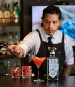 Mezcal Divino cóctel Tropical