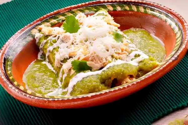 El pollo, protagonista versátil y delicioso de la cocina mexicana 1 El pollo, protagonista versátil y delicioso de la cocina mexicana