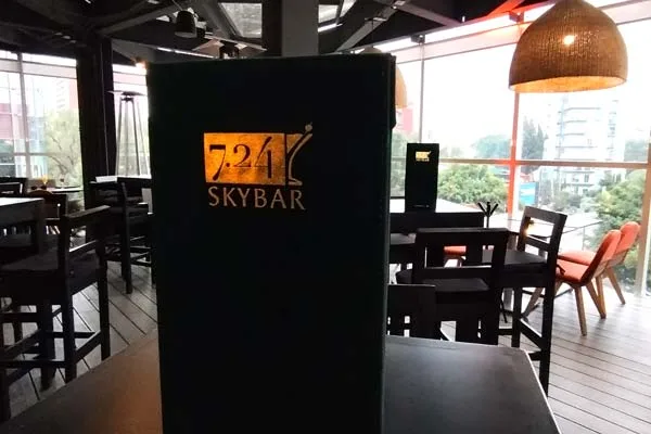 SkyBar 7.24, el nuevo spot nocturno de Hyatt Regency Mexico City Insurgentes
