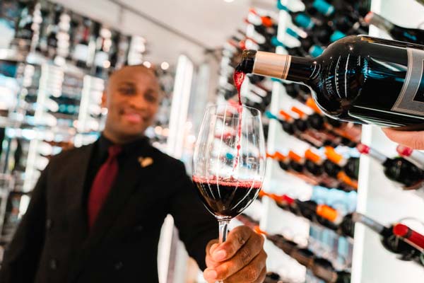 Programa de Vinos de Celebrity Cruises gana 18 premios Wine Spectator 1 Programa de Vinos de Celebrity Cruises gana 18 premios Wine Spectator