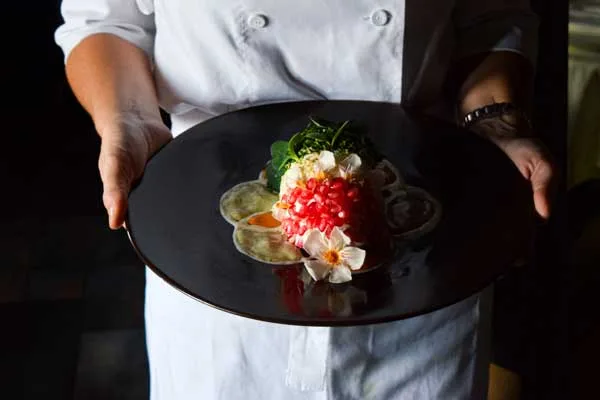 Hoteles Pueblo Bonito celebran las delicias del Chile en Nogada en sus restaurantes