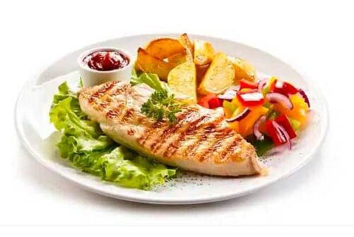 Proteínas animales, la clave para una vida activa en la vejez