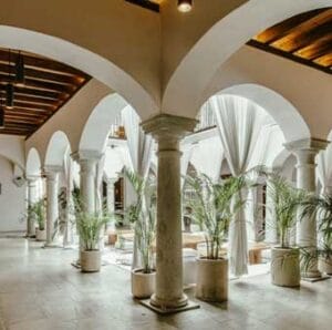 interiores del Hotel sSin Nombre