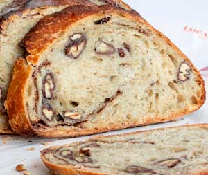 Pan elaborado con masa madre