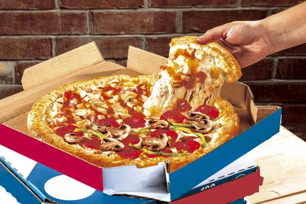 Domino’s lanza la última Dominosmanía del año para seguir celebrando 35 años