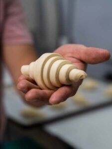 elaboración del croissant