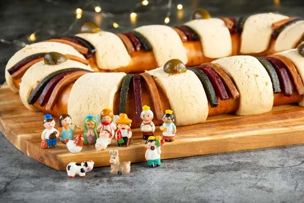 Soriana ofrece distintas opciones de Roscas de Reyes ¡con figuras coleccionables!