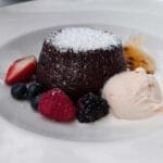 Pastel de chocolate volcán