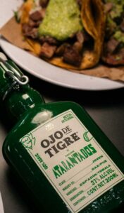 mezcal Ojo de Tigre y Tacos Atarantados