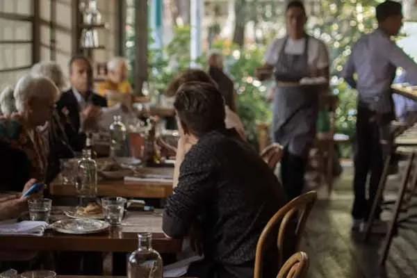 Mamás que organizan y celebran: el 66% hace su propia reservación para Día de las Madres