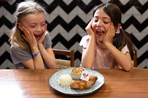 ¡Adiós Nuggets! U.S. Meat revoluciona menús infantiles con Kids Delights