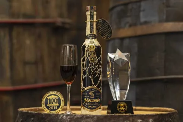 Ron Mocambo 20 Años Edición Arte: un ron mexicano ultra premium y de colección
