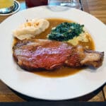 Elly’s Restaurant: El arte del Prime Rib y una experiencia gastronómica imperdible 12 Elly's Restaurant Prime Ribs